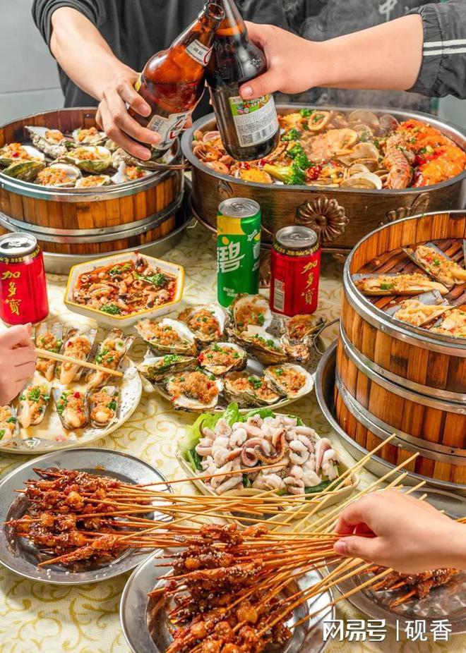 烊的宵夜店！生意怎么样？PG麻将胡了春节都不打(图4)