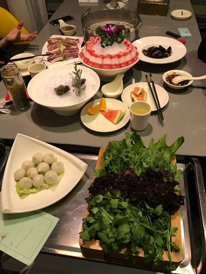 门店昔日打边炉顶流不行了？PG麻将胡了试